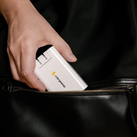 Cargador USB-C GaN Zeus de 280 W con pantalla de potencia