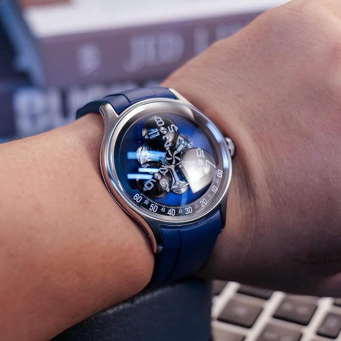 3D-rotierende mechanische Uhr mit Automatikstundenanzeige